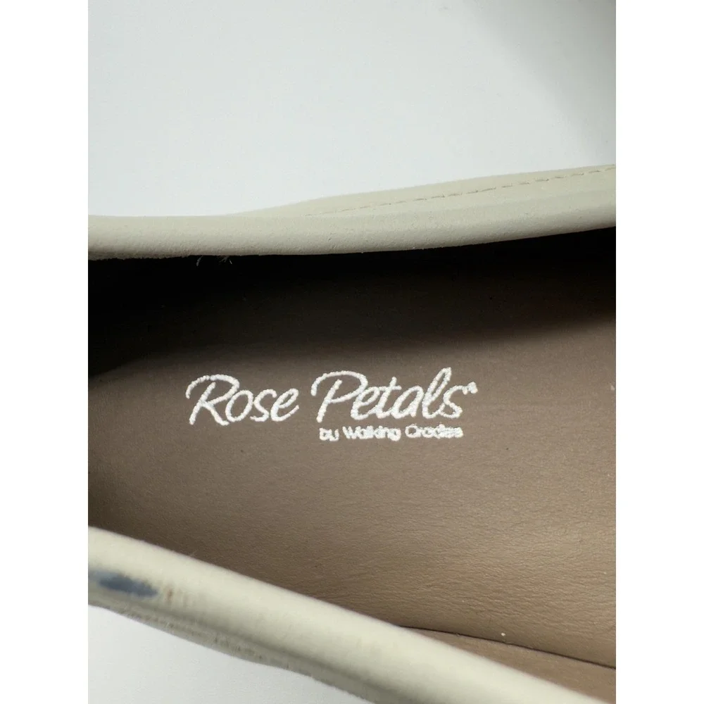 Rose Petals Loafer Shoes Womens Size 9.5 Beige Moccasin Slip On‎ Comfort